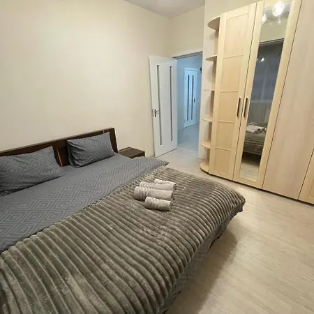 на ботанике тудор стрижка Apartment *